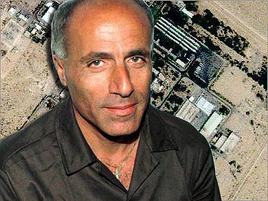 Hasil gambar untuk "Mordechai Vanunu"